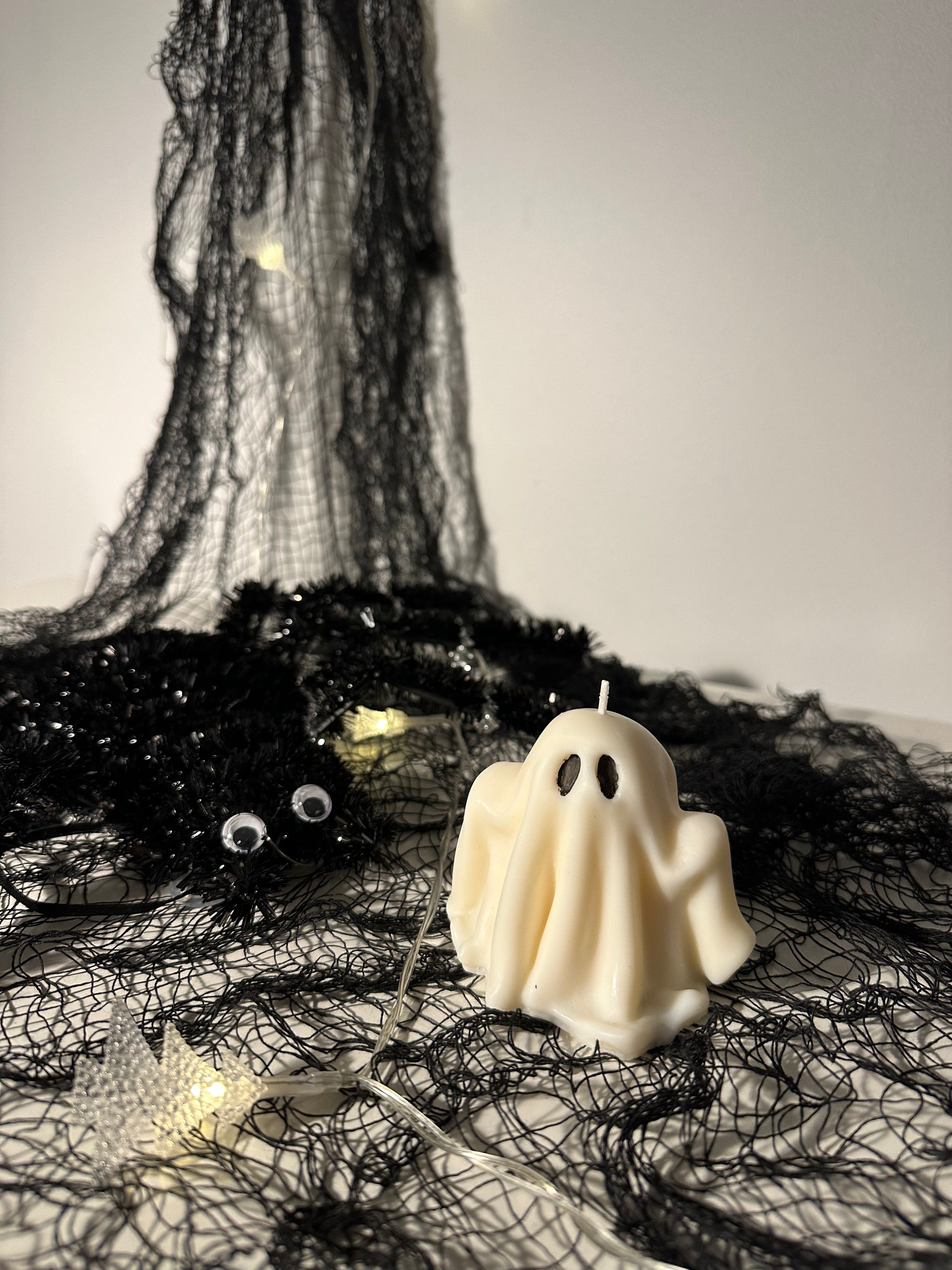 Halloween Ghost Candle – spooky halloween candle & gift for any occasion - Sugar Candle