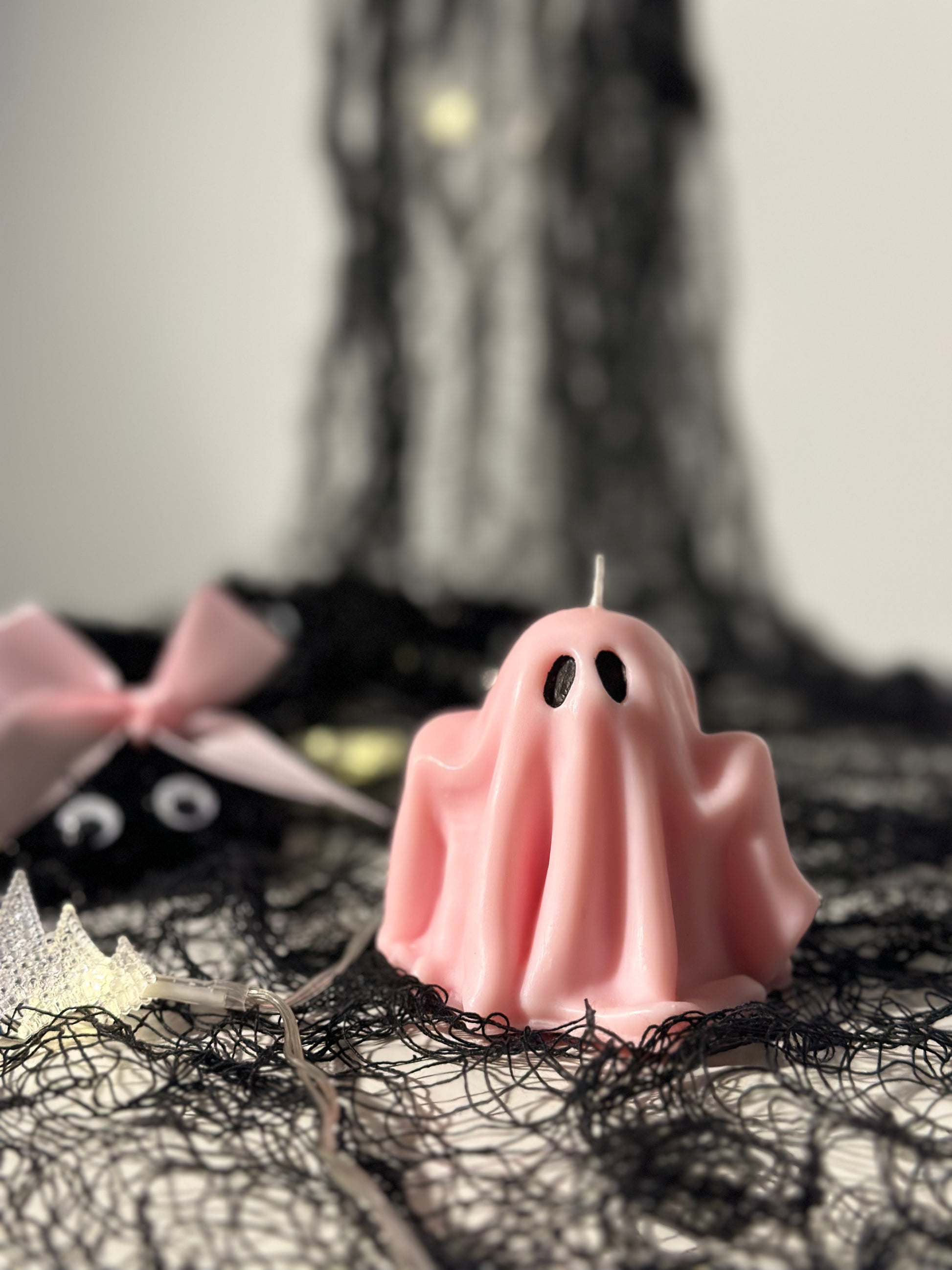 Halloween Ghost Candle – spooky halloween candle & gift for any occasion - Sugar Candle