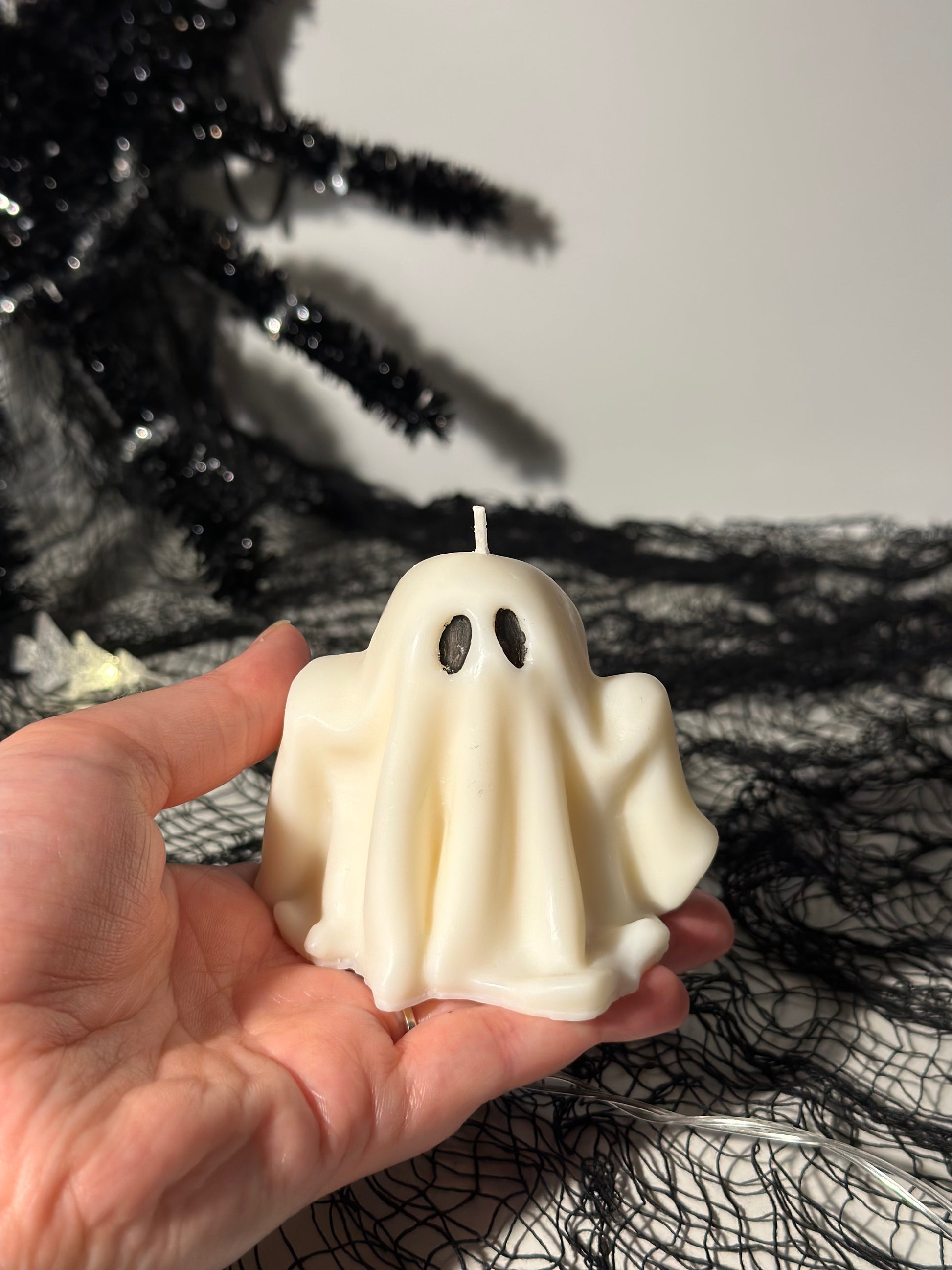 Halloween Ghost Candle – spooky halloween candle & gift for any occasion - Sugar Candle