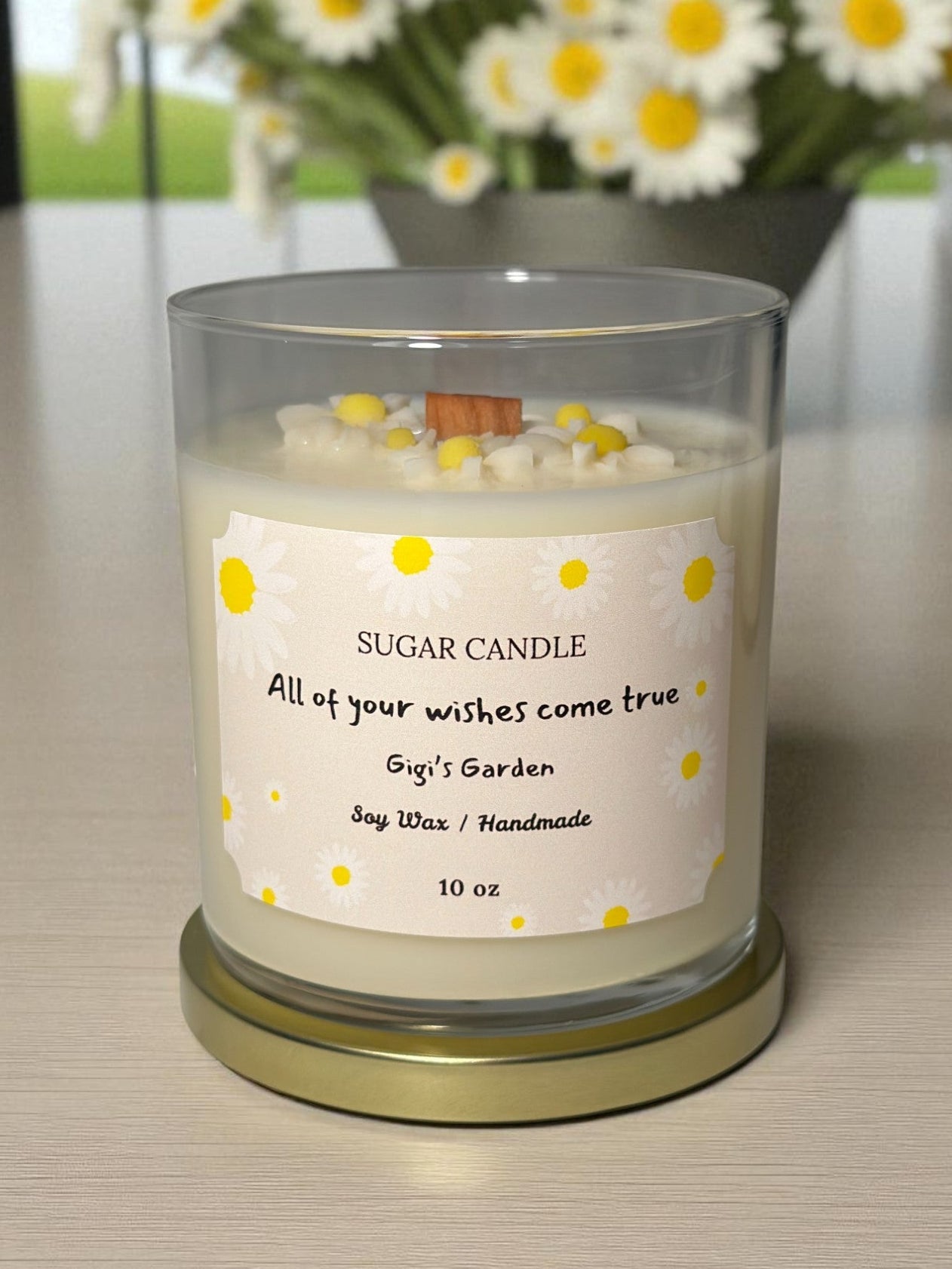 Daisy Flower Candle – floral scented candle & gift for any occasion - Sugar Candle