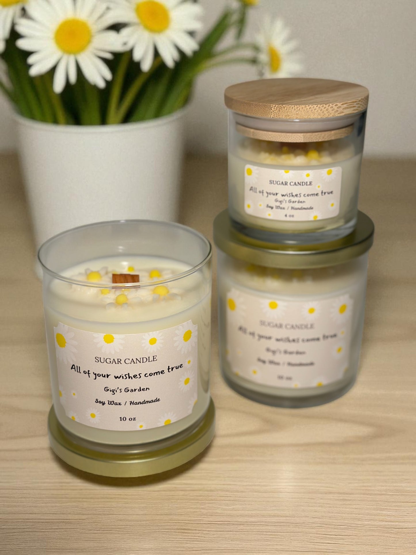 Daisy Flower Candle – floral scented candle & gift for any occasion - Sugar Candle