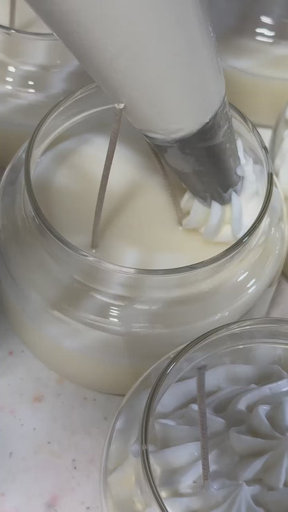 Cinnamon Vanilla Whipped Candle – 10 oz Soy Candle