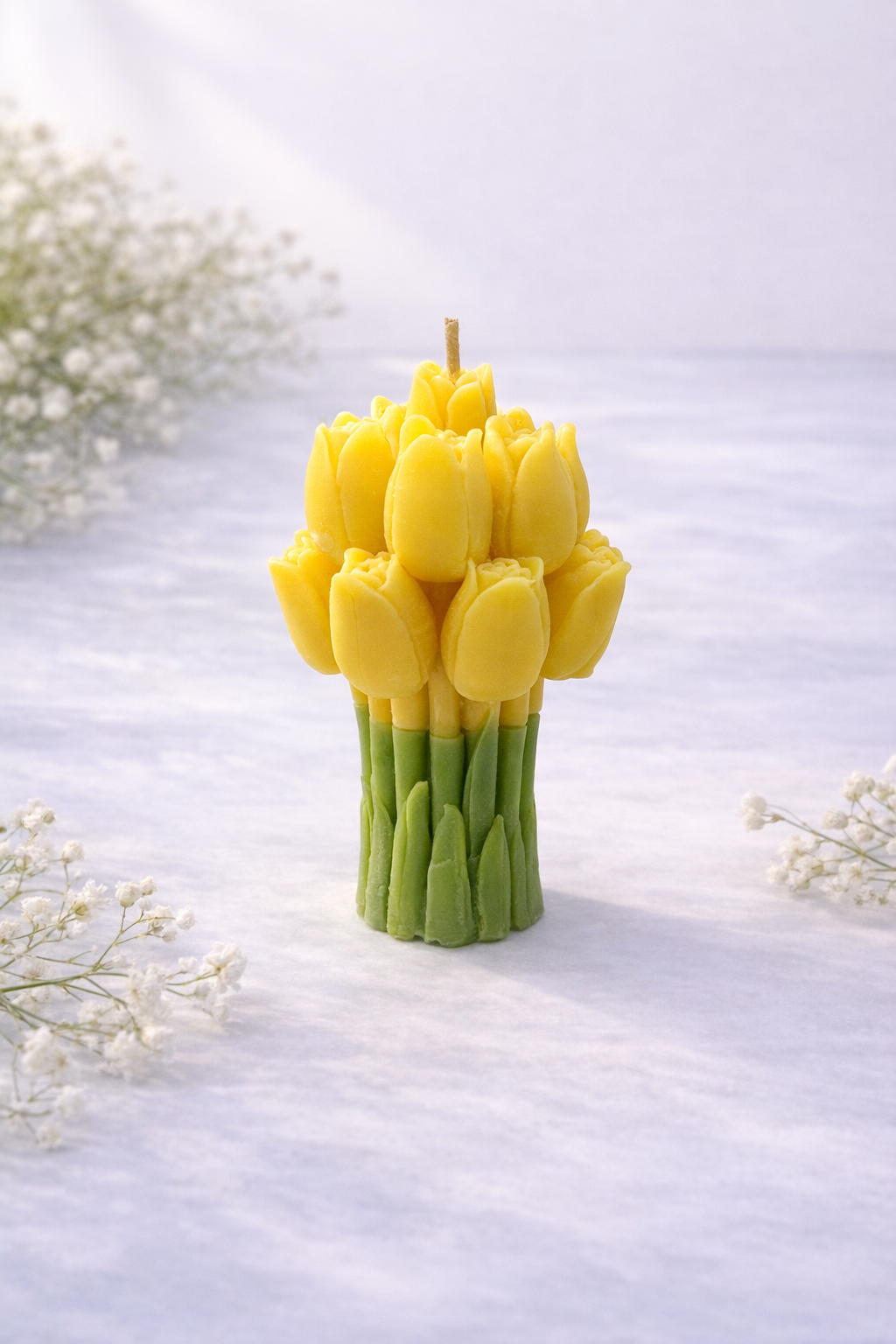 Tulip Candle – Handcrafted Floral Elegance